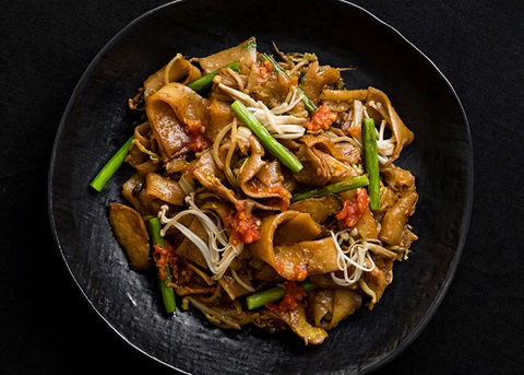 Char Kway Teow noodle dish